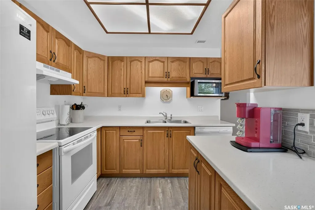 2405 1st Avenue W Prince Albert SK S6V 5A2