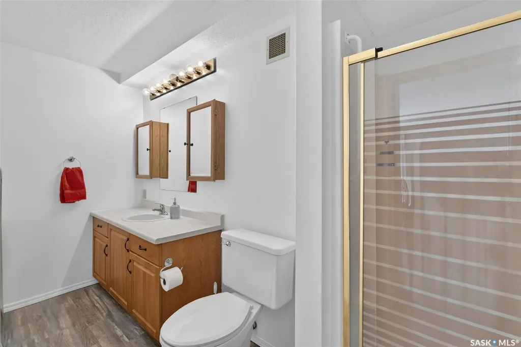 2405 1st Avenue W Prince Albert SK S6V 5A2