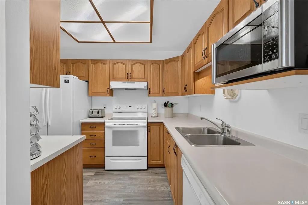 2405 1st Avenue W Prince Albert SK S6V 5A2