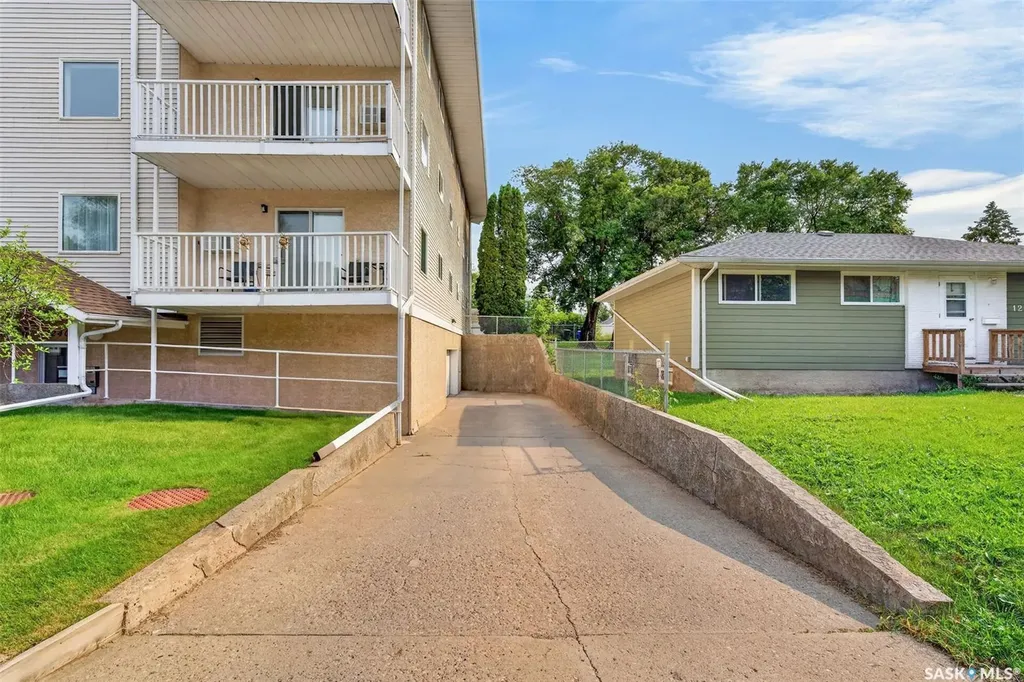 2405 1st Avenue W Prince Albert SK S6V 5A2