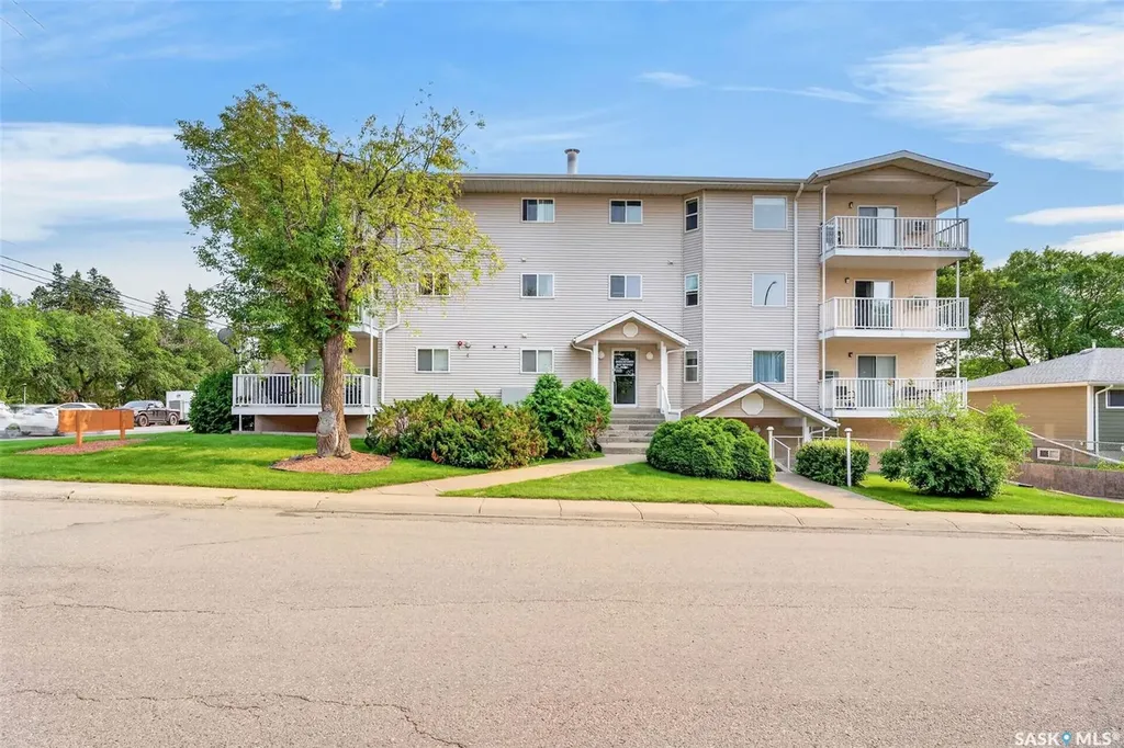 2405 1st Avenue W Prince Albert SK S6V 5A2