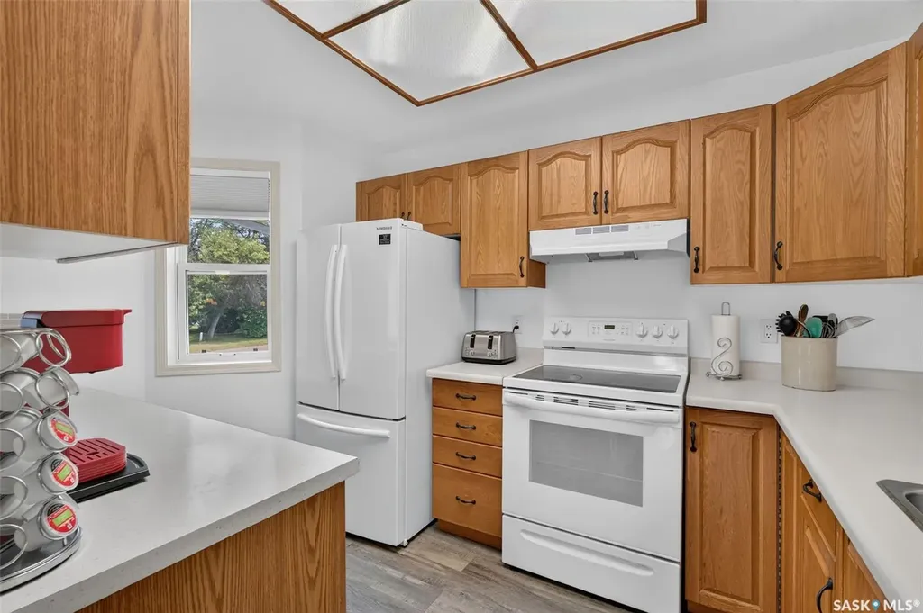 2405 1st Avenue W Prince Albert SK S6V 5A2