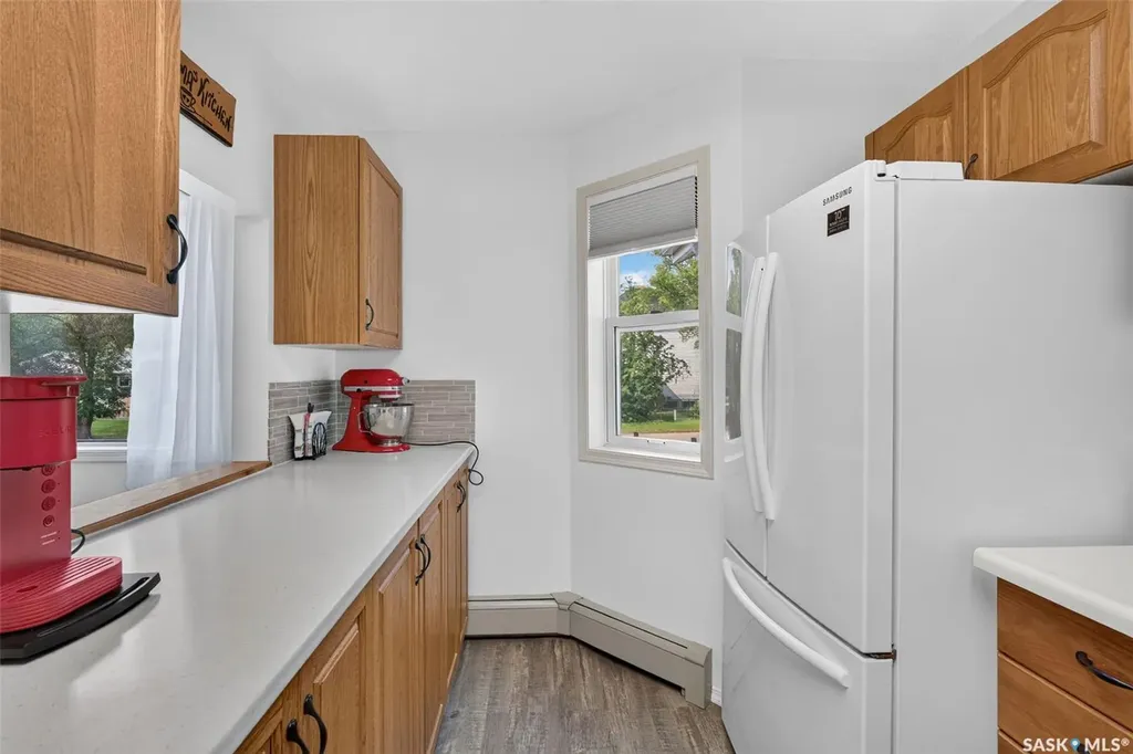 2405 1st Avenue W Prince Albert SK S6V 5A2