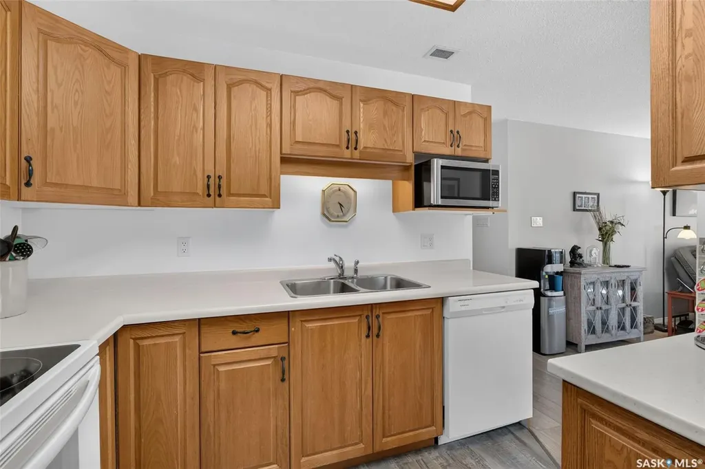 2405 1st Avenue W Prince Albert SK S6V 5A2
