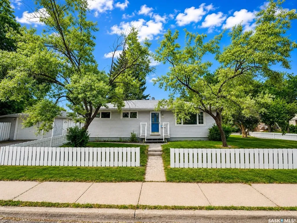 1410 4th Avenue N Regina SK S4R 0T1