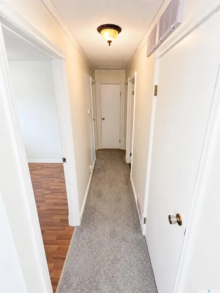 1410 4th Avenue N Regina SK S4R 0T1