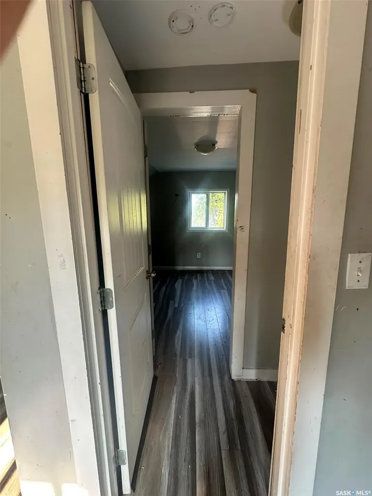 619 L Avenue S Saskatoon SK S7M 2H6