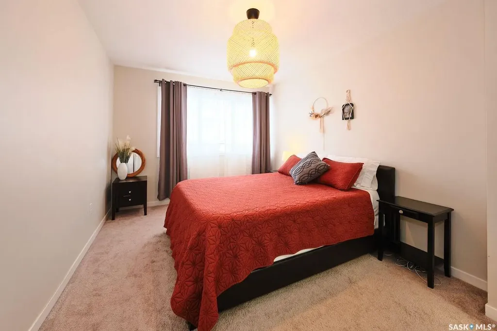 5625 Aerodrome Road Regina SK S4W 0M3