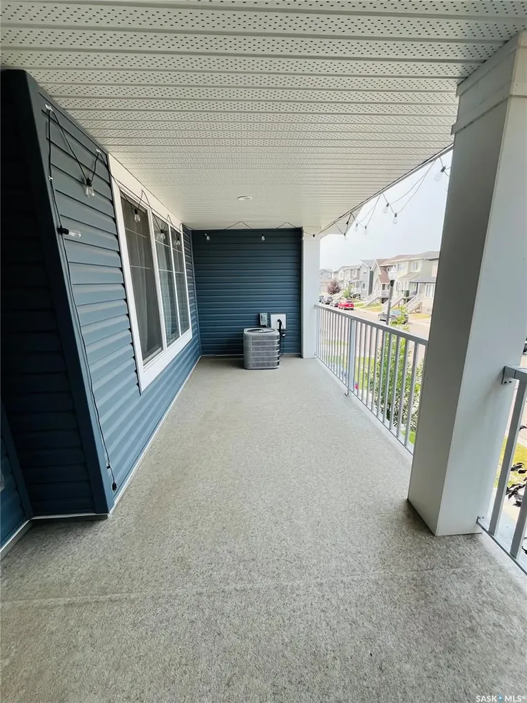 5625 Aerodrome Road Regina SK S4W 0M3