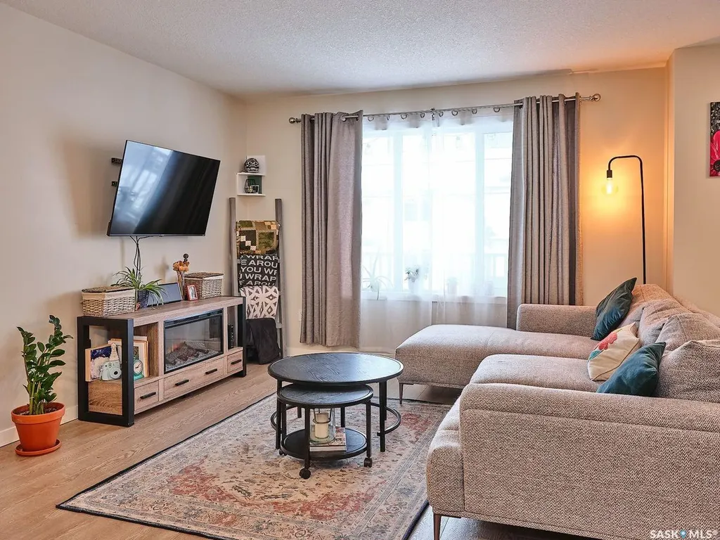 5625 Aerodrome Road Regina SK S4W 0M3
