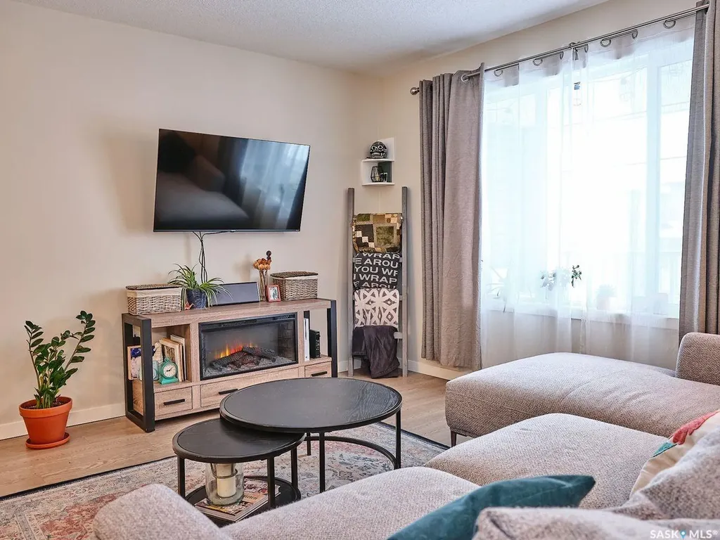 5625 Aerodrome Road Regina SK S4W 0M3
