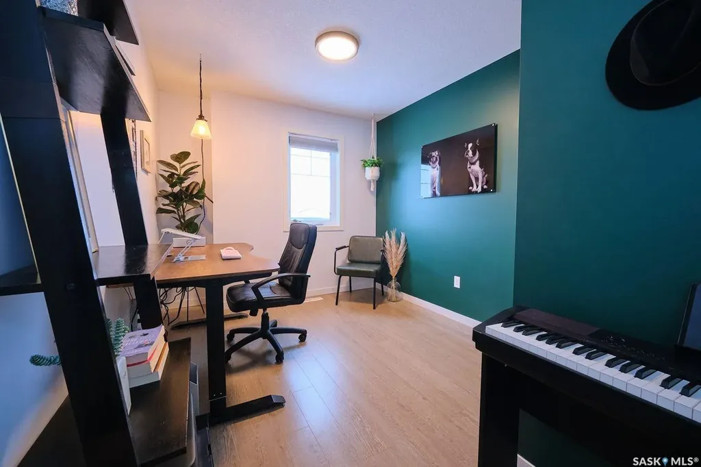 5625 Aerodrome Road Regina SK S4W 0M3