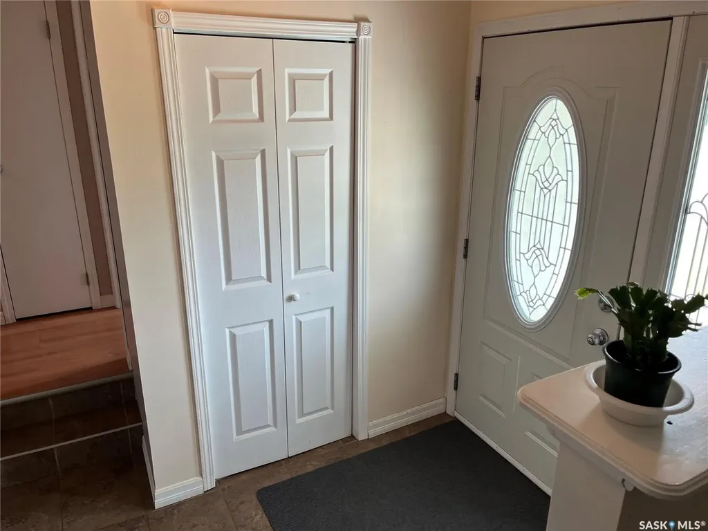 214 Westview Drive Coronach SK S0H 0Z0