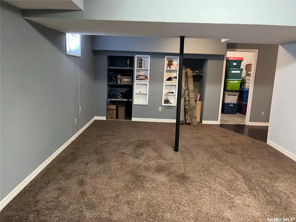 214 Westview Drive Coronach SK S0H 0Z0
