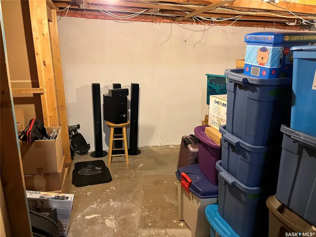 214 Westview Drive Coronach SK S0H 0Z0