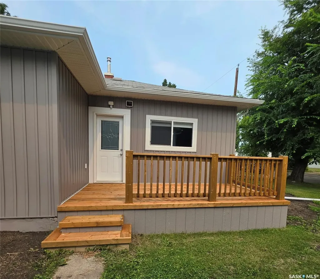 223 3rd Street NE Preeceville SK S0A 3B0