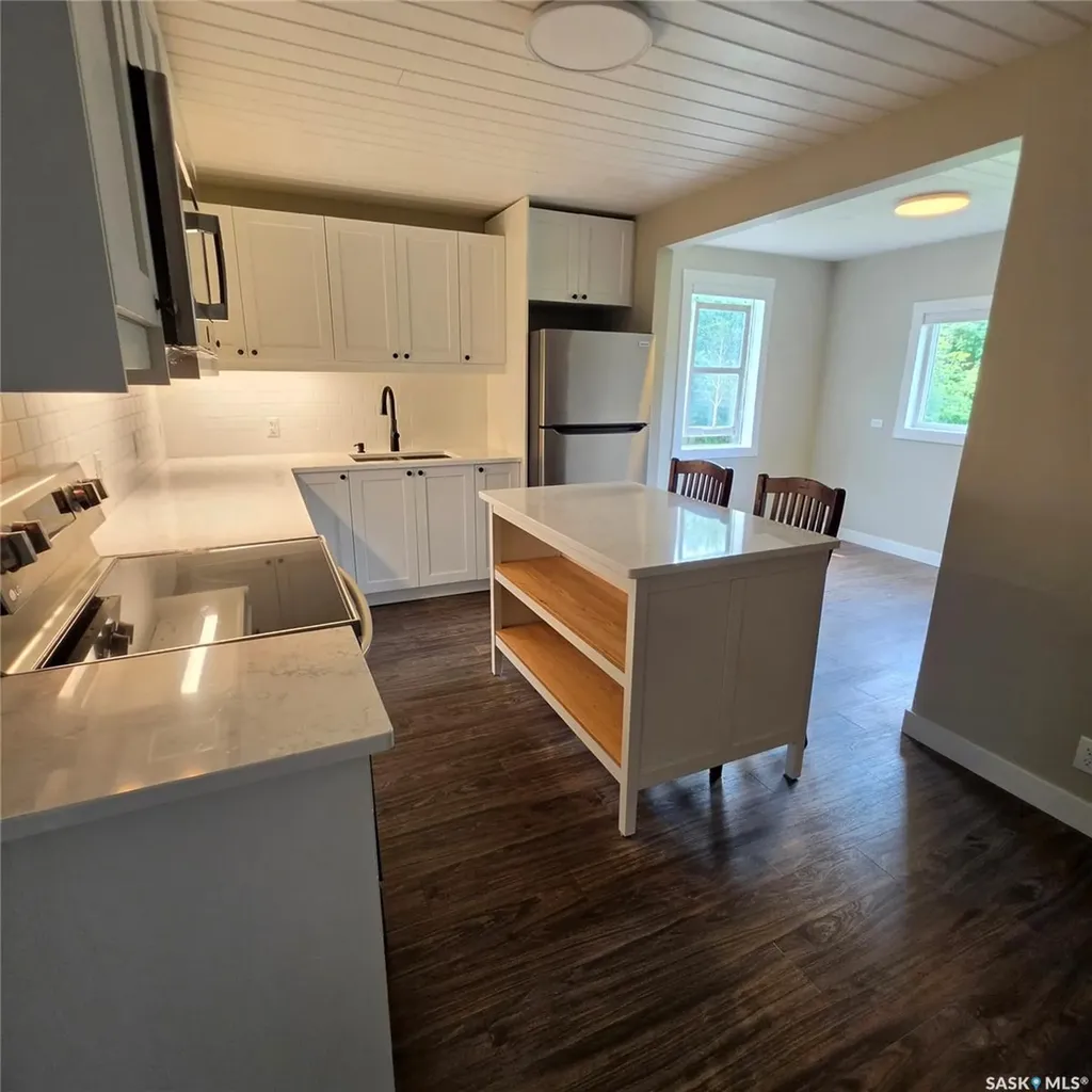 223 3rd Street NE Preeceville SK S0A 3B0