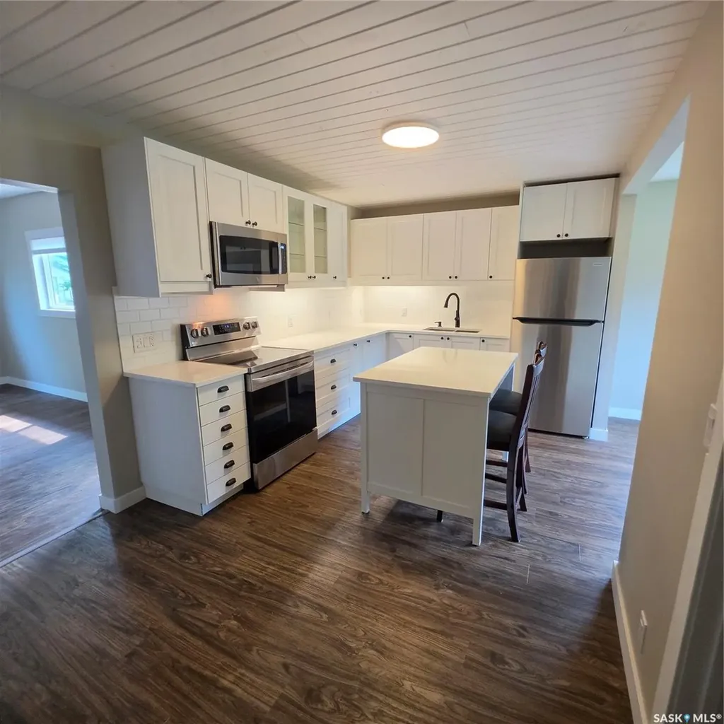 223 3rd Street NE Preeceville SK S0A 3B0