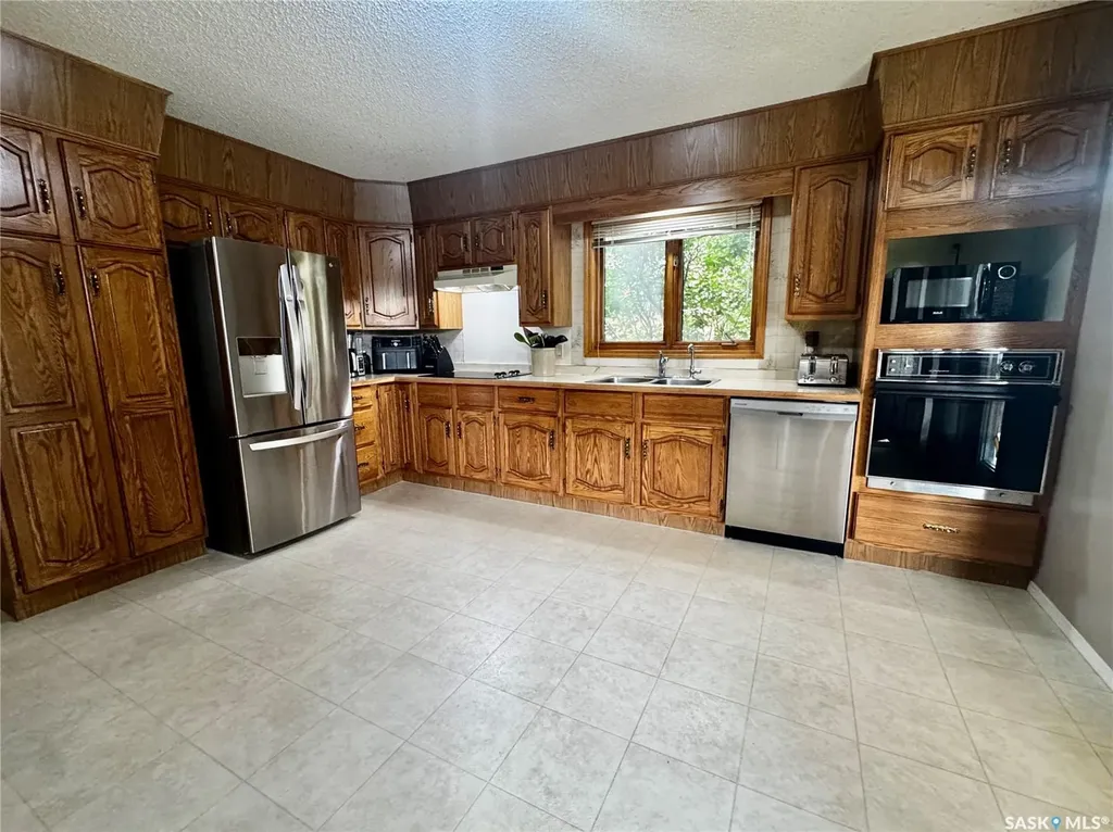 34 Blackwell Crescent Yorkton SK S3N 3Y1