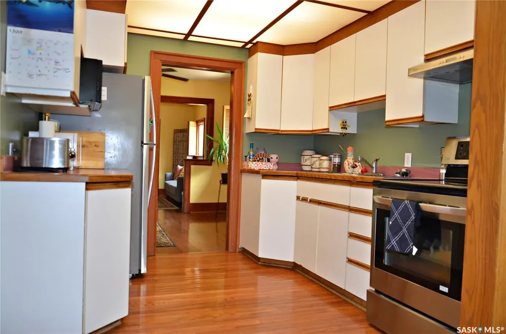 517 Bedford Road Saskatoon SK S7L 0E7
