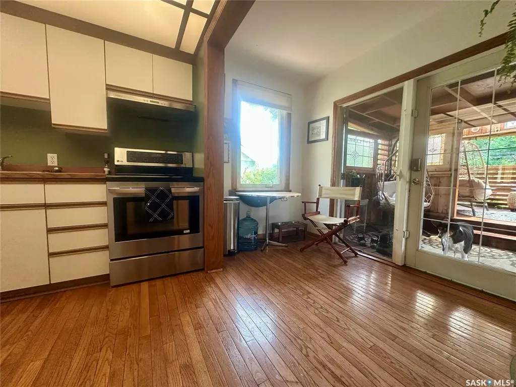 517 Bedford Road Saskatoon SK S7L 0E7
