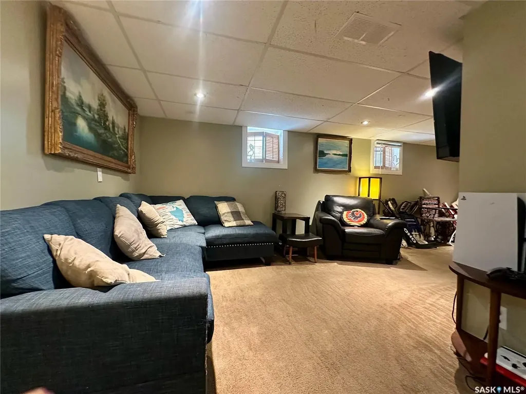 517 Bedford Road Saskatoon SK S7L 0E7