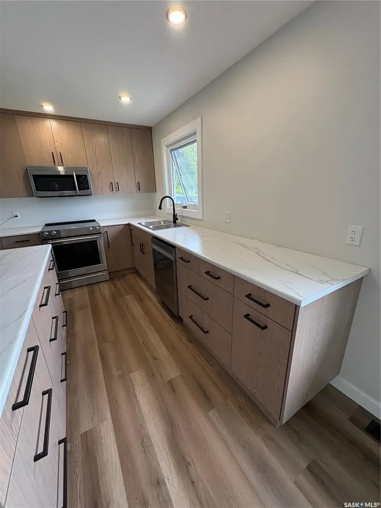 204 Birch Street Kelvington SK S0A 1W0