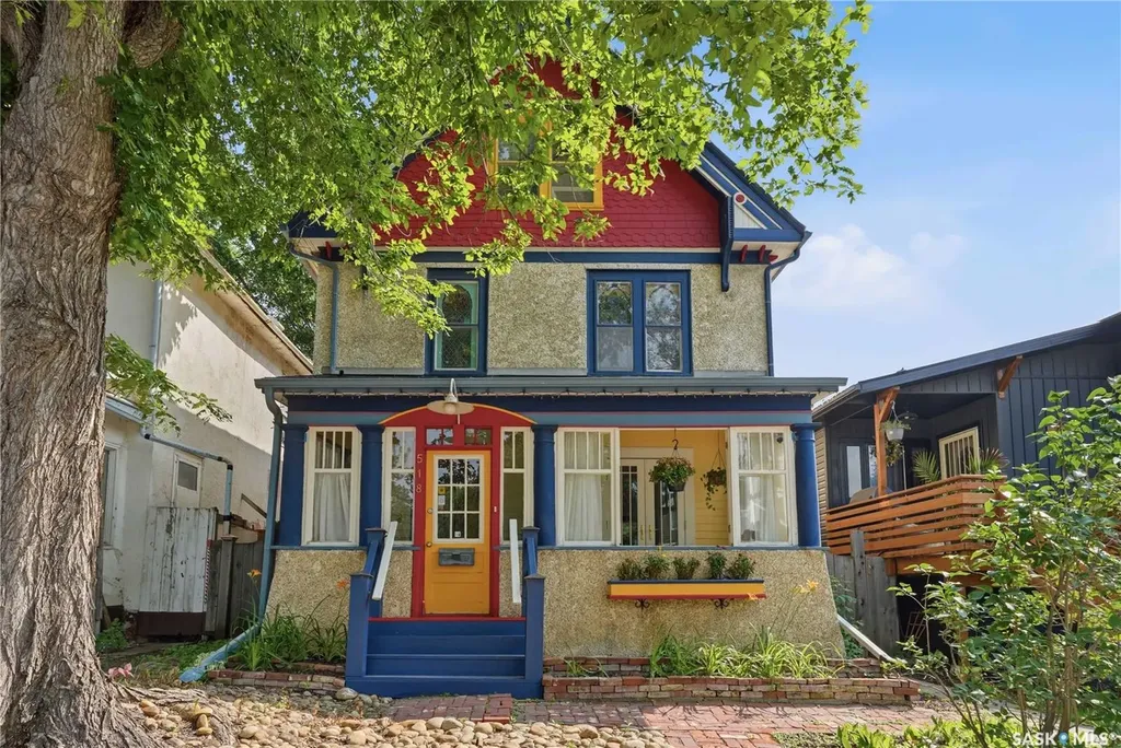 518 10th Street E Saskatoon SK S7N 0E2