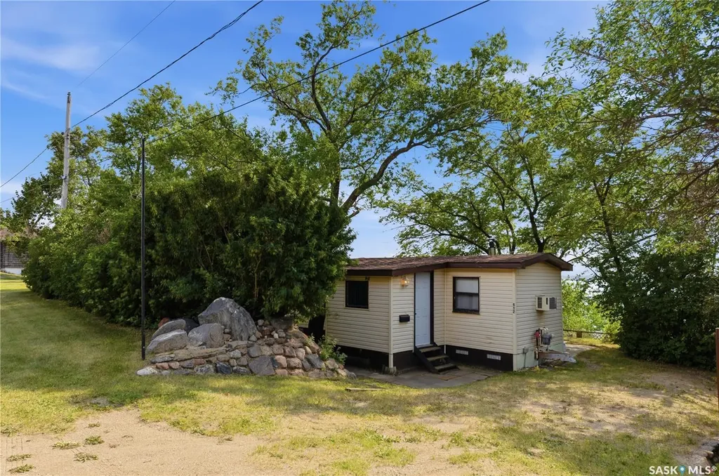 560 Last Mountain Road Mckillop Rm No. 220 SK S0G 4L0