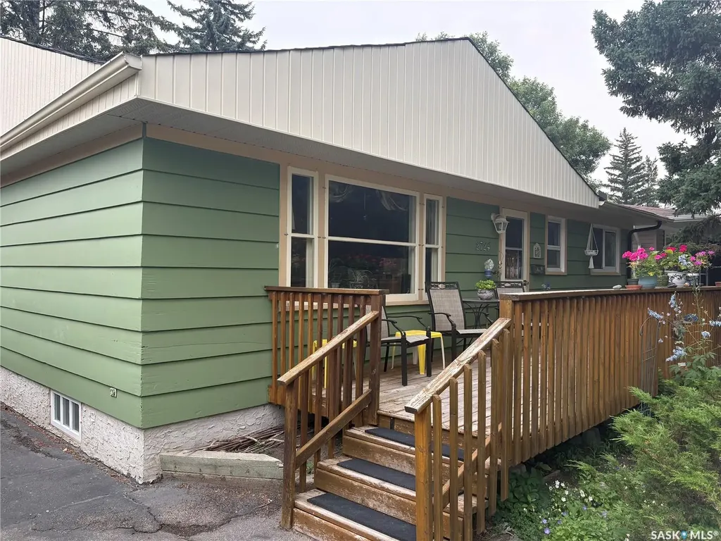 2724 24th Avenue Regina SK S4S 1J5