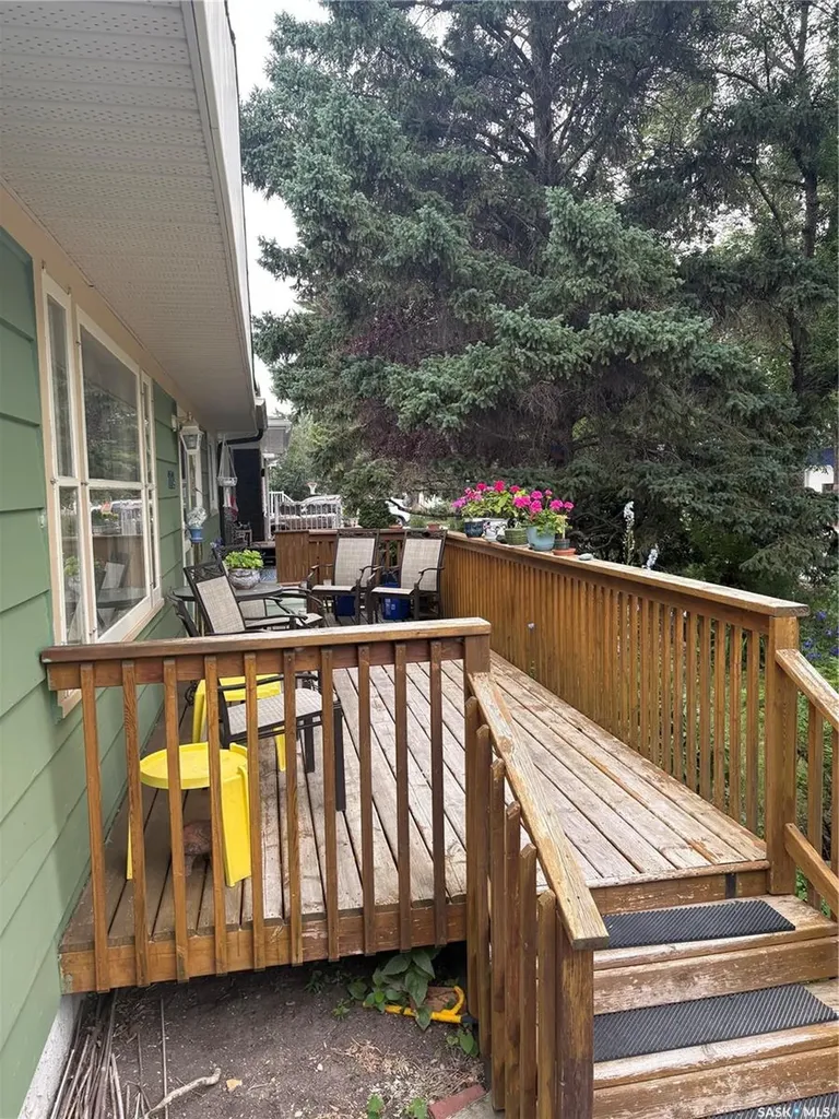 2724 24th Avenue Regina SK S4S 1J5