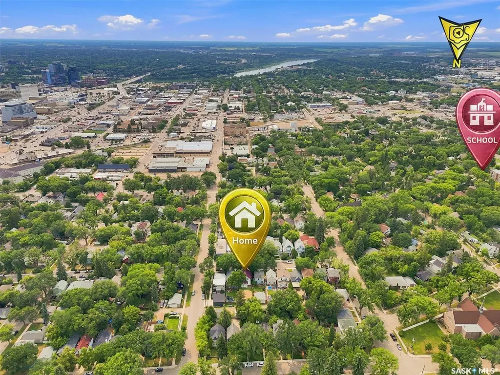 406 27th Street W Saskatoon SK S7L 0J9