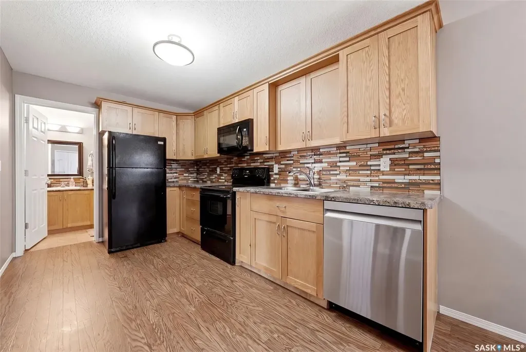 1957 Halifax Street Regina SK S4P 1T6