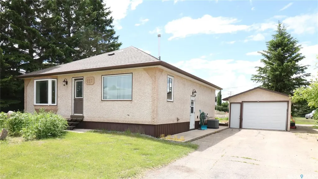 111 Henderson Street Grayson SK S0A 1E0
