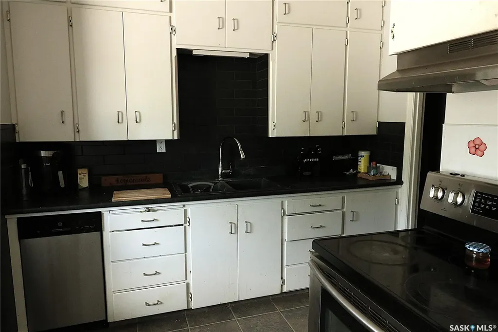 111 Henderson Street Grayson SK S0A 1E0