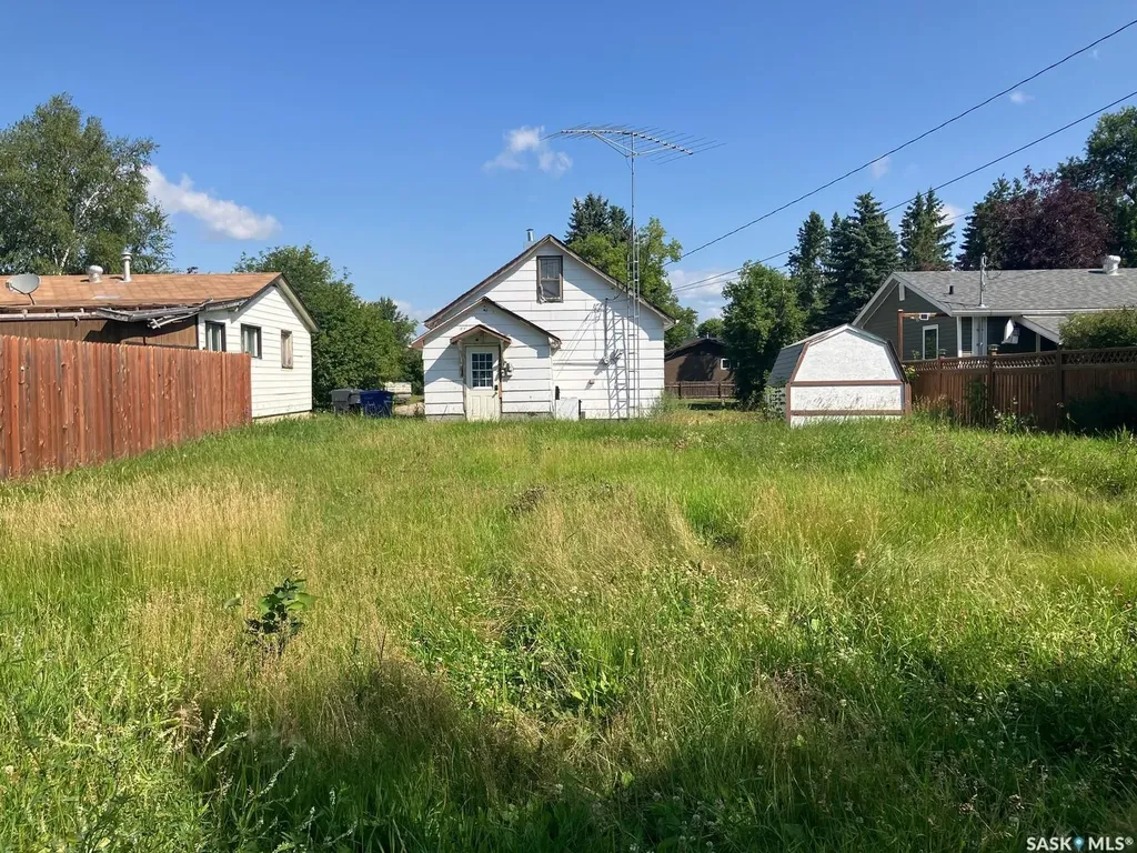 710 9th Avenue W Nipawin SK S0E 1E0