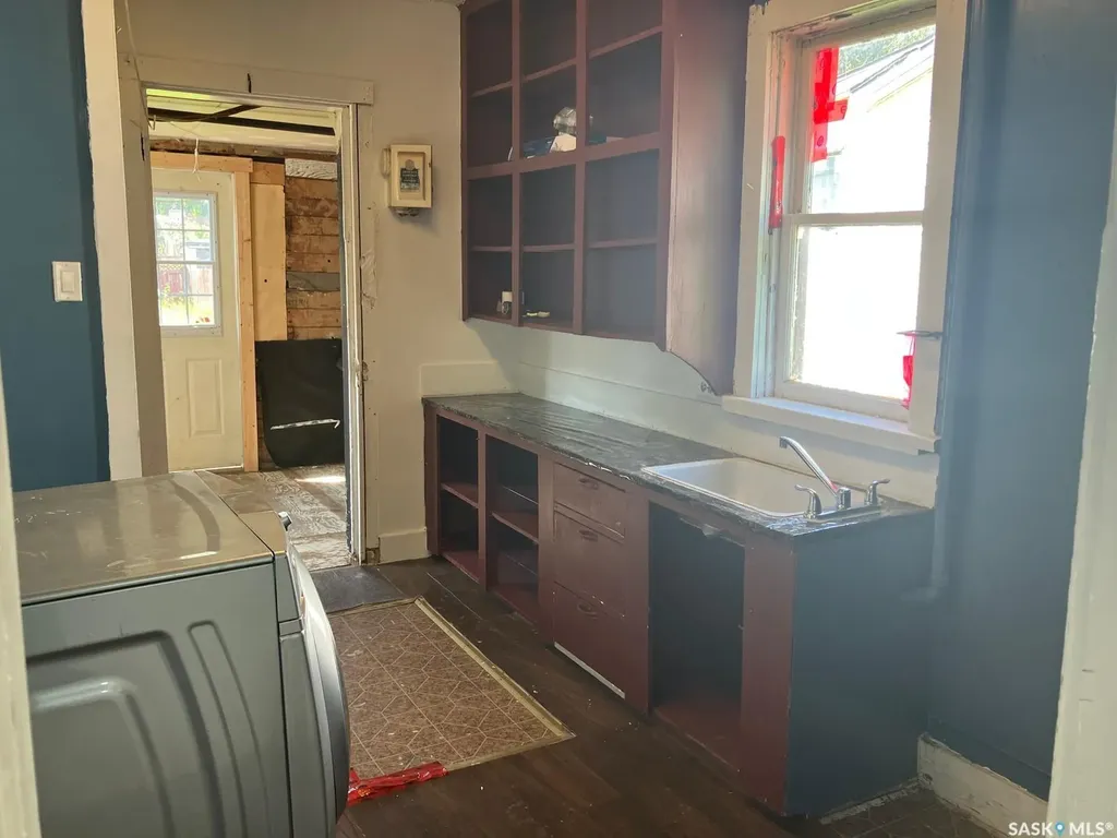 710 9th Avenue W Nipawin SK S0E 1E0