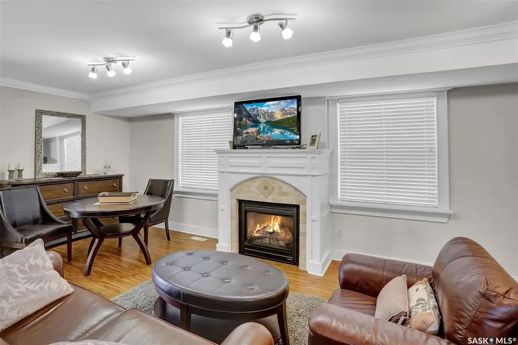 2216 Lorne Street Regina SK S4P 2M7