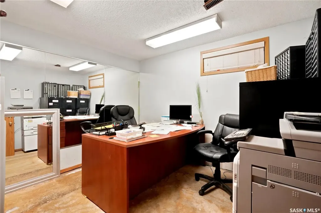 2216 Lorne Street Regina SK S4P 2M7