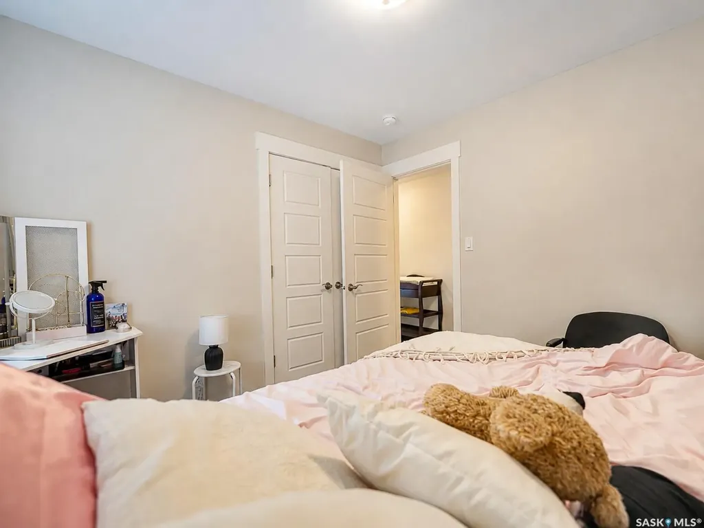 4438 Sheridan Street Regina SK S4W 0K5