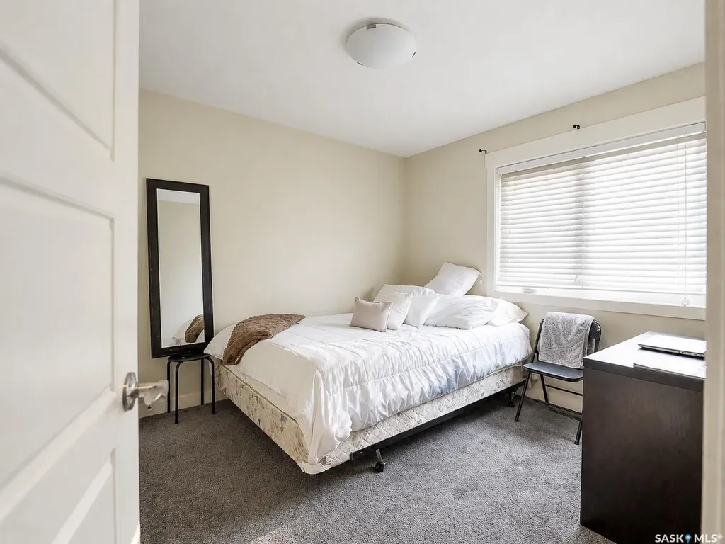 4438 Sheridan Street Regina SK S4W 0K5