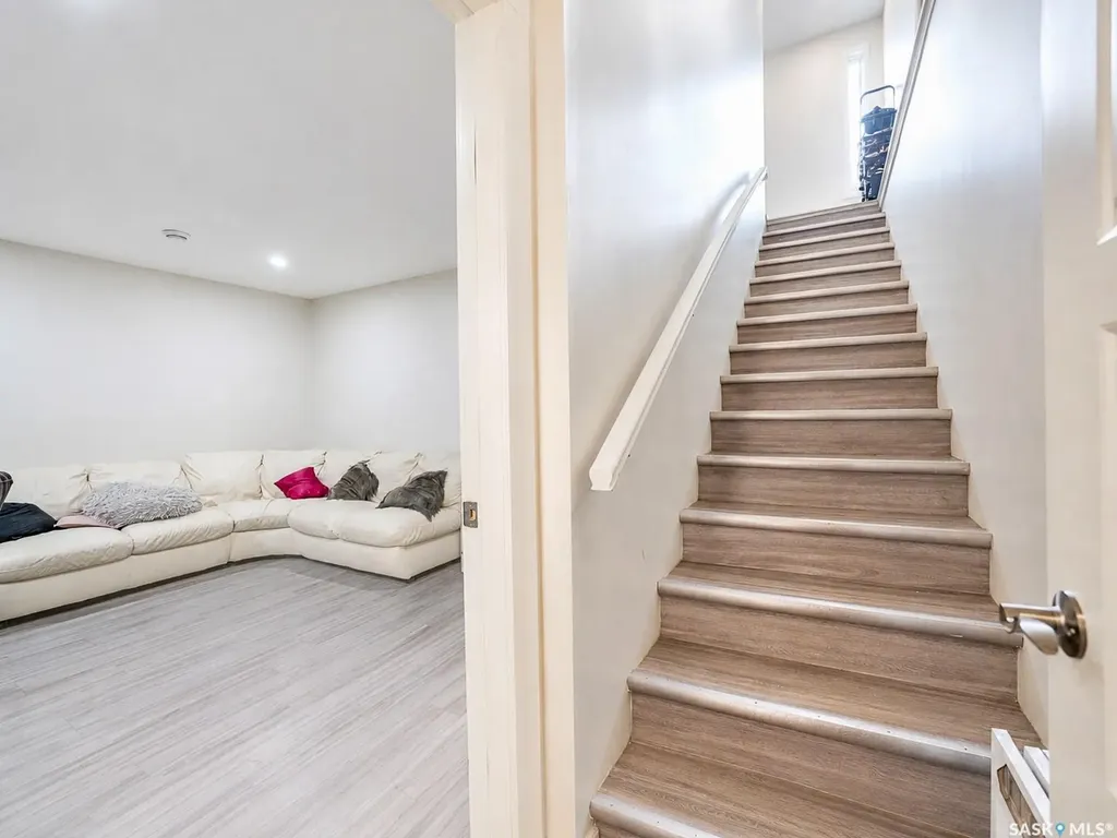 4438 Sheridan Street Regina SK S4W 0K5