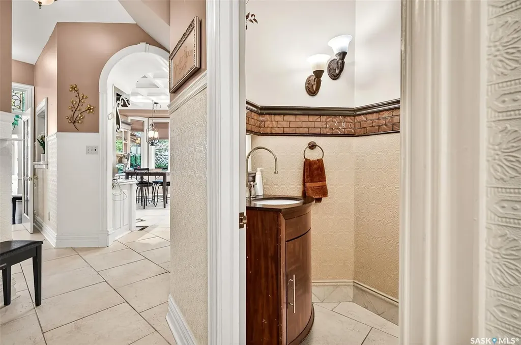 220 Hall Street W Moose Jaw SK S6H 2R3