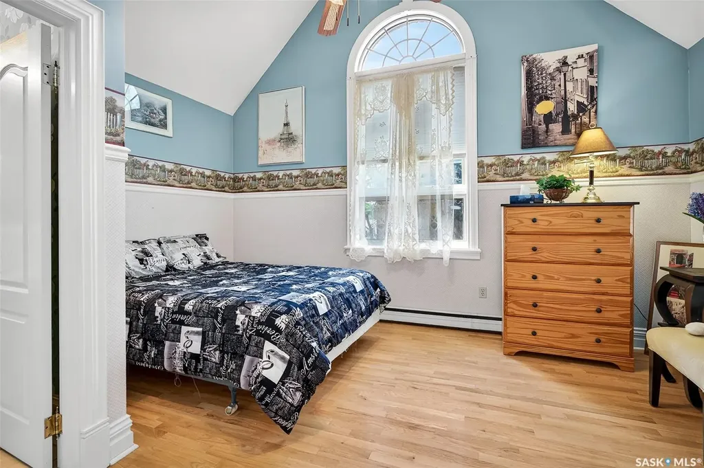 220 Hall Street W Moose Jaw SK S6H 2R3