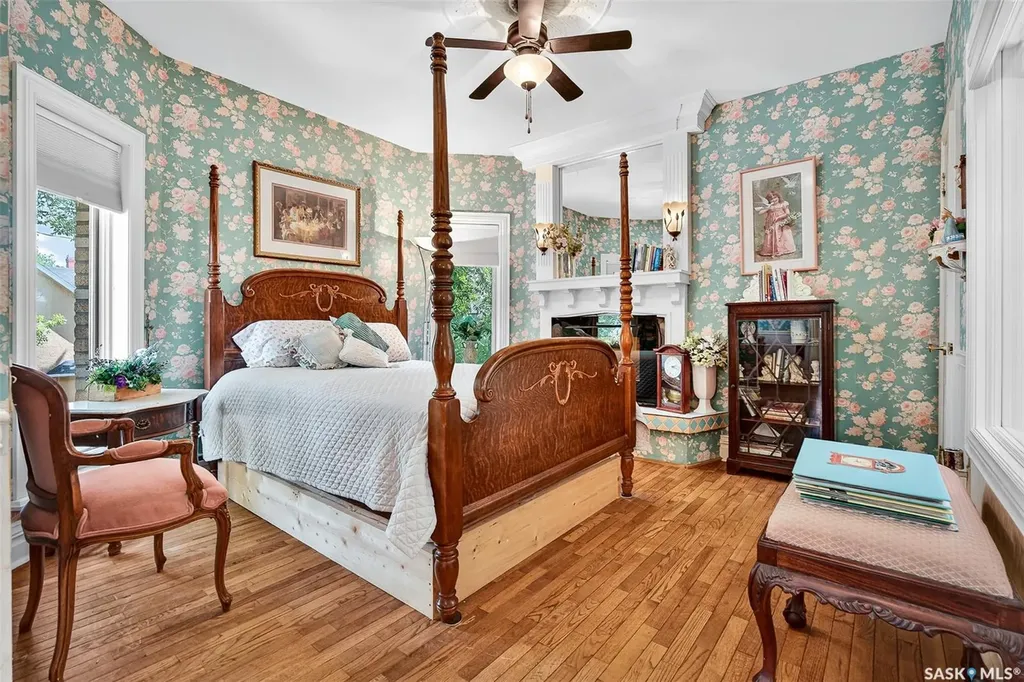 220 Hall Street W Moose Jaw SK S6H 2R3