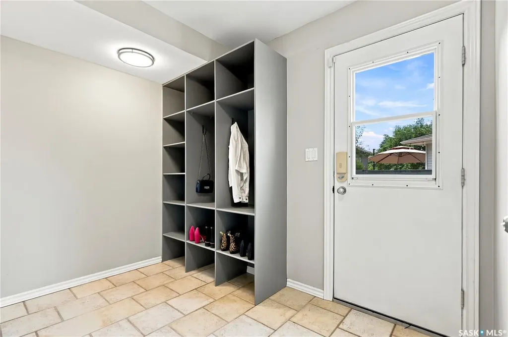 431 Rogers Court Saskatoon SK S7N 3W9