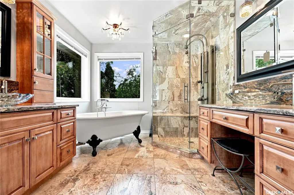 431 Rogers Court Saskatoon SK S7N 3W9