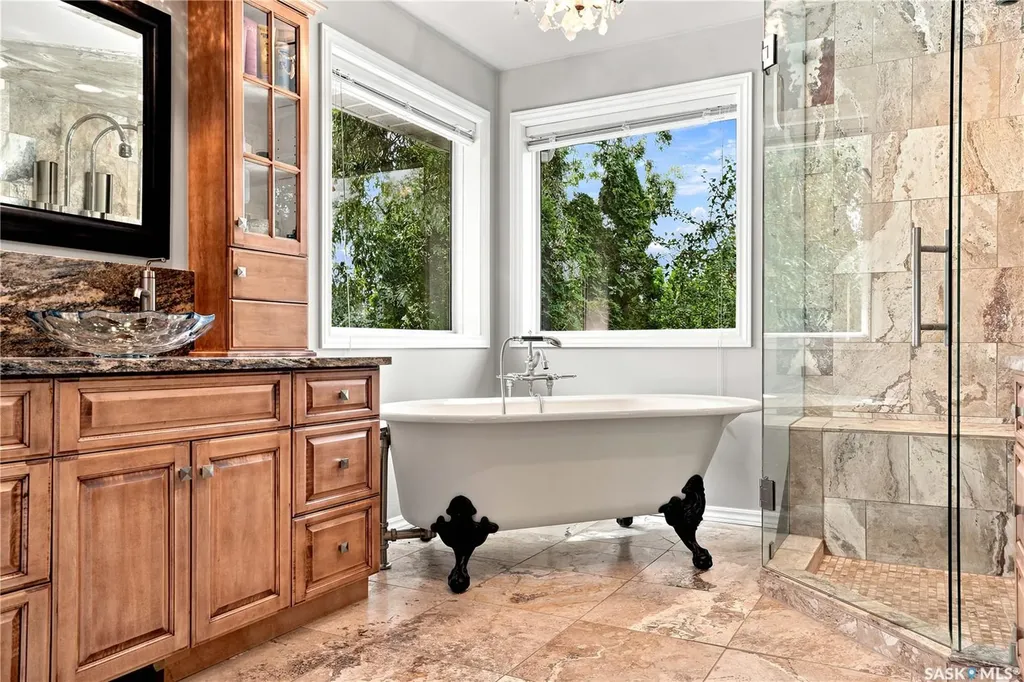 431 Rogers Court Saskatoon SK S7N 3W9
