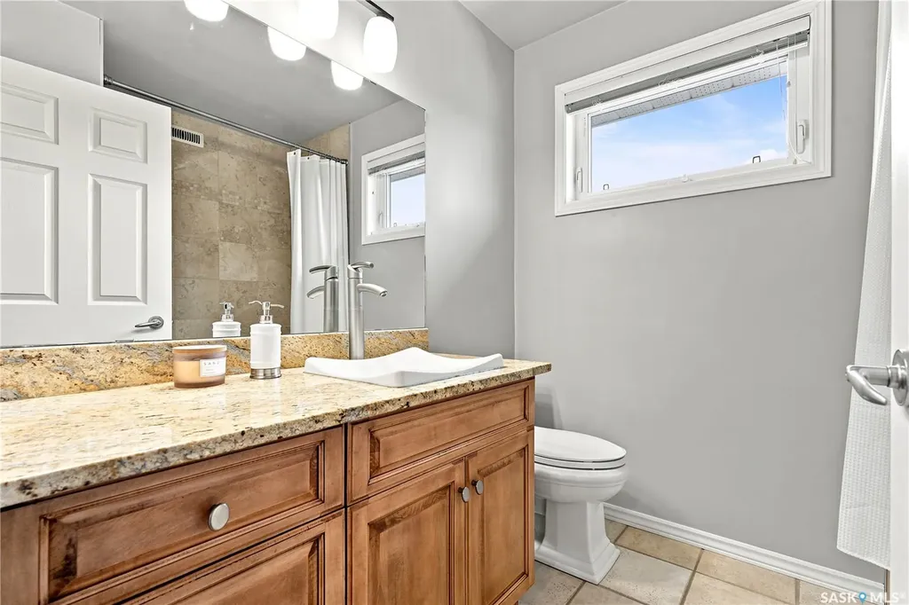 431 Rogers Court Saskatoon SK S7N 3W9