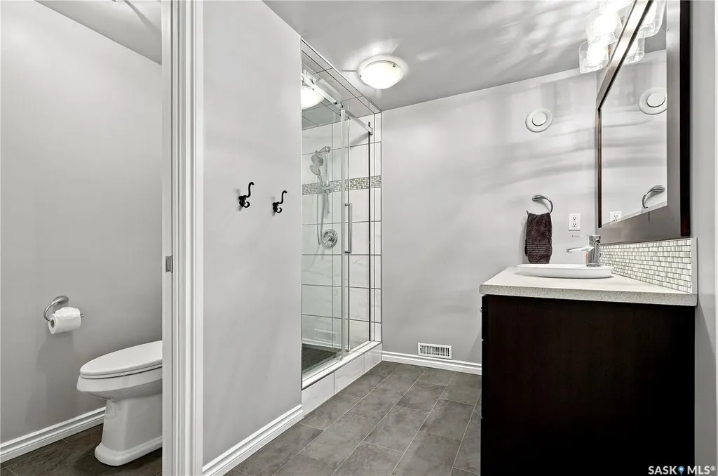 431 Rogers Court Saskatoon SK S7N 3W9